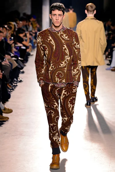 Look 20